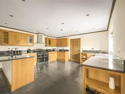 Open Plan Kitchen/Breakfast Room